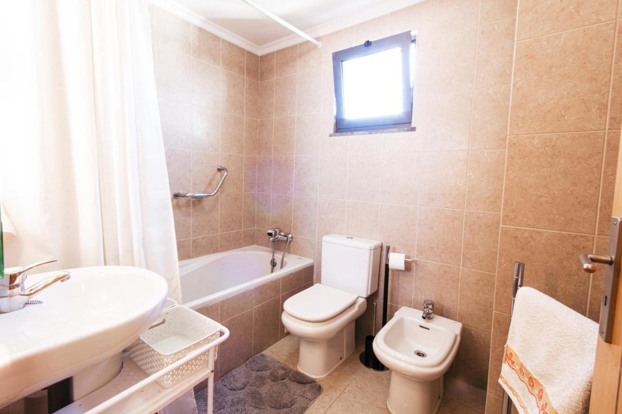 Lulina Two Bedroom By Alma Holiday Rentals ฟุงชาล ภายนอก รูปภาพ